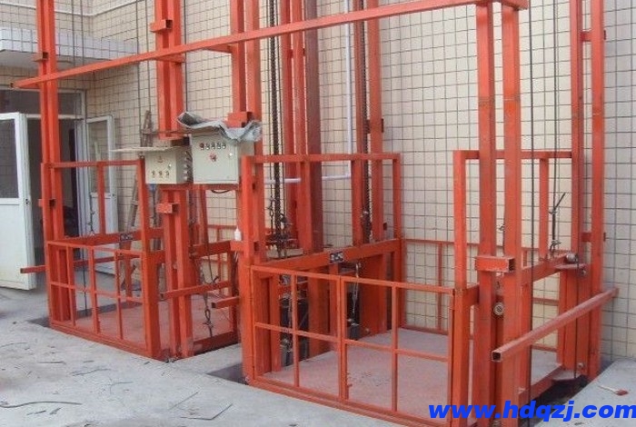 液壓升降機(jī) 液壓升降機(jī)