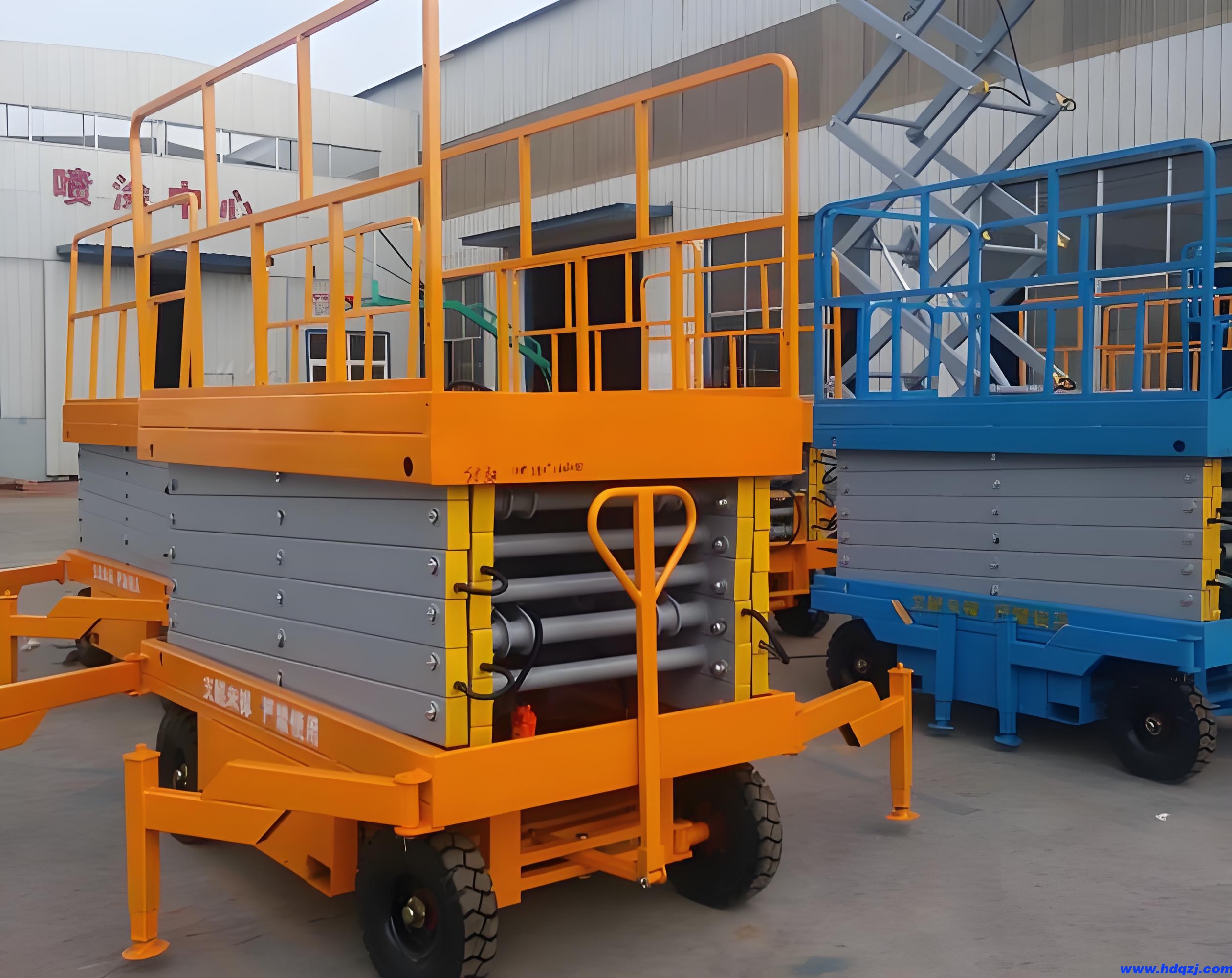 移動式升降機 移動式升降機