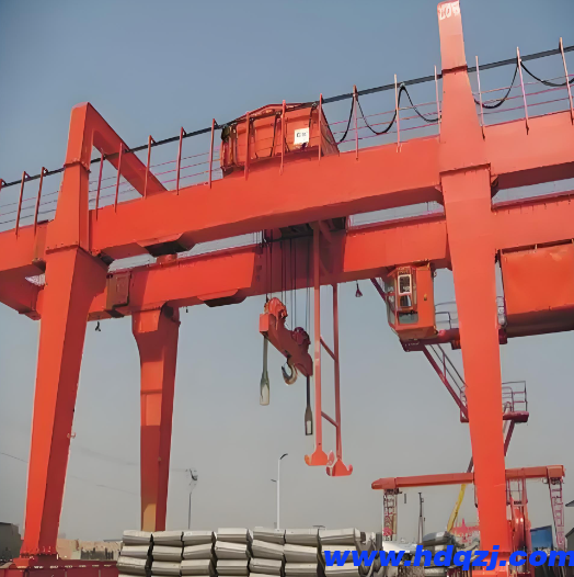門式起重機(jī)的外觀該怎么去維護(hù) 門式起重機(jī)的外觀該怎么去維護(hù)